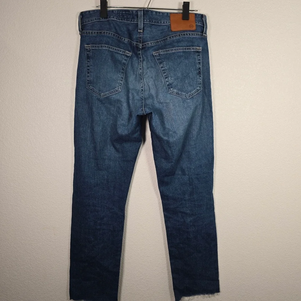 AG Jeans Owens athletic Fit Denim Jeans Distressed Hem Dark Wash 30 ×‎ 32